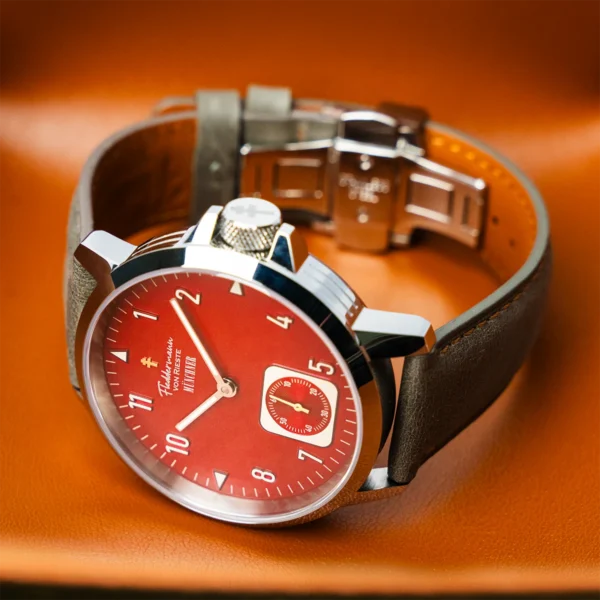 Münchner Small Seconds Watch - Championship Crimson - Image 3